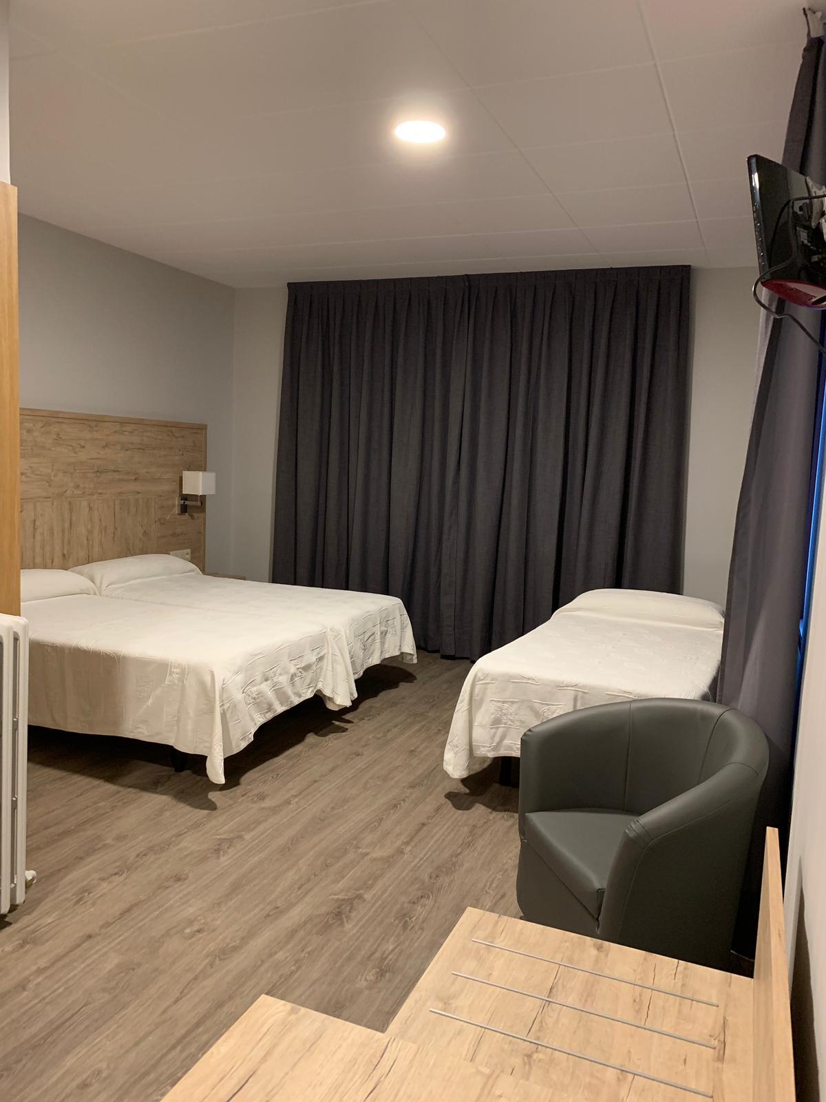 Hotel Bellavista Bellver De Cerdanya Bagian luar foto