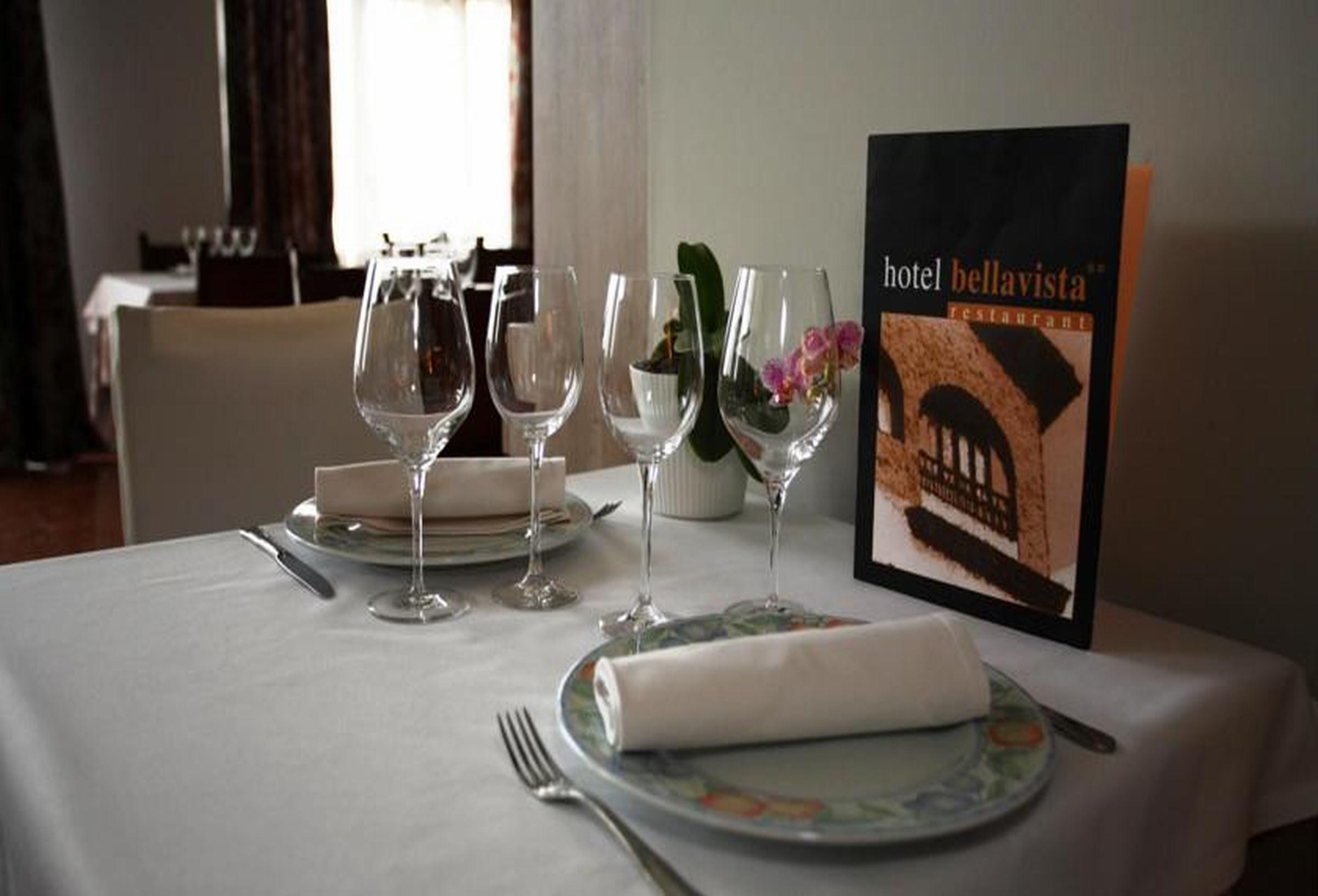 Hotel Bellavista Bellver De Cerdanya Bagian luar foto